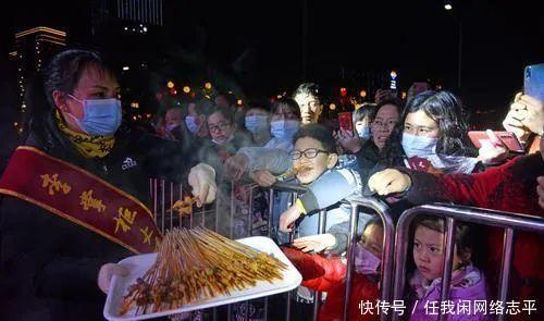  万州打造夜市新地标，备受关注！