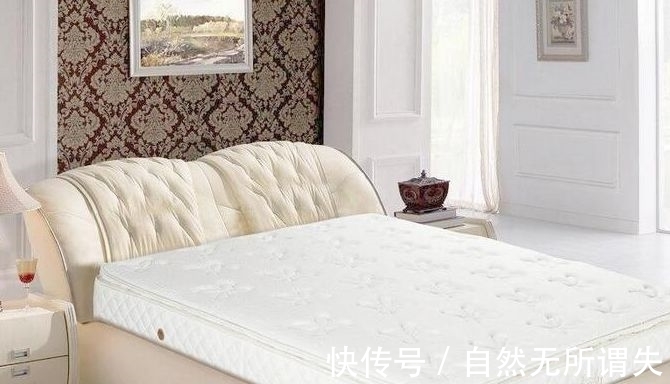 床上用品|卧室变危室?床垫上的膜快撕掉,甲醛已经在里面生根发芽