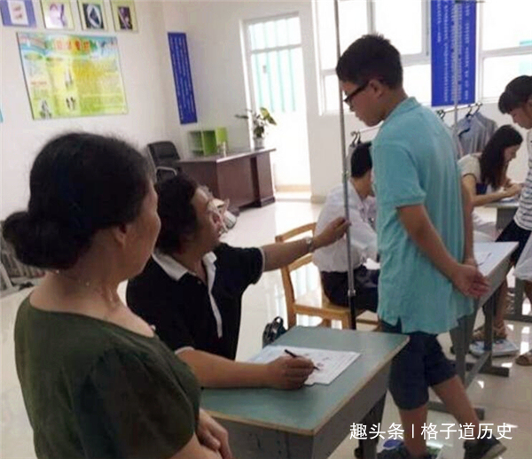 李亚诺|当年那个花费16万,断骨增高7.2厘米的男生李亚诺,如今怎样了