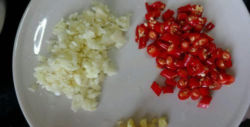  里脊肉|冬季，遇见这菜别手软，简单炒一炒，美味下饭，不懂吃太可惜