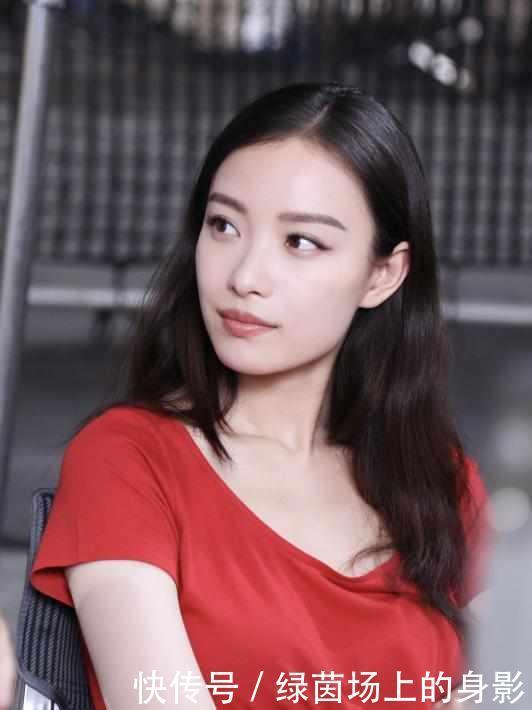 你适合“直发”还是“卷发”发型师透露看这三个地方就知道