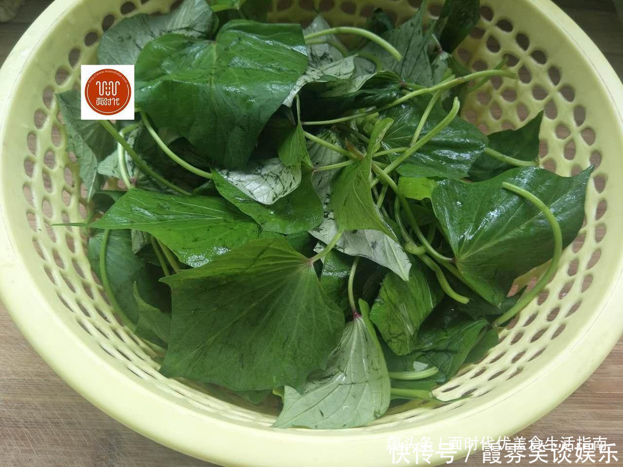 美食生活|这菜常吃视力好,降糖又解毒,特别是老人孩子要多吃!