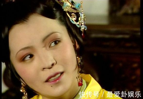 薛姨妈#夏金桂大闹薛家,薛宝钗为何不制止?宝钗:心有余而力不足!