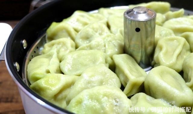饺子|我家饺子最近常做这个馅,有荤有素营养好,青菜汁揉面孩子更爱吃