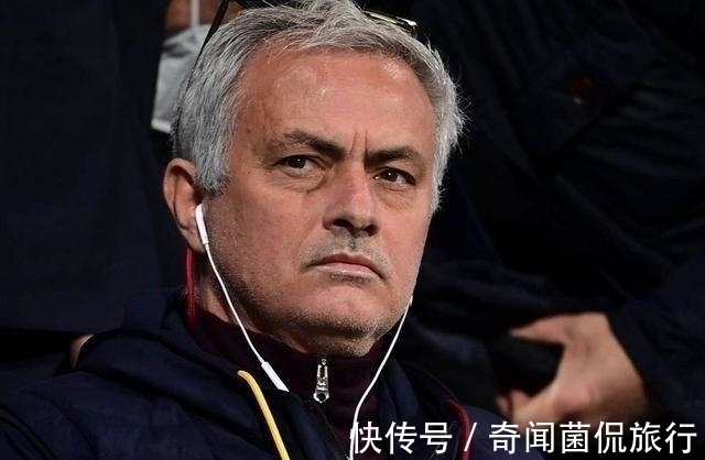 卡利亚里|2-1,甩开尤文4分!穆里尼奥再现经典翻盘:单场3次变阵