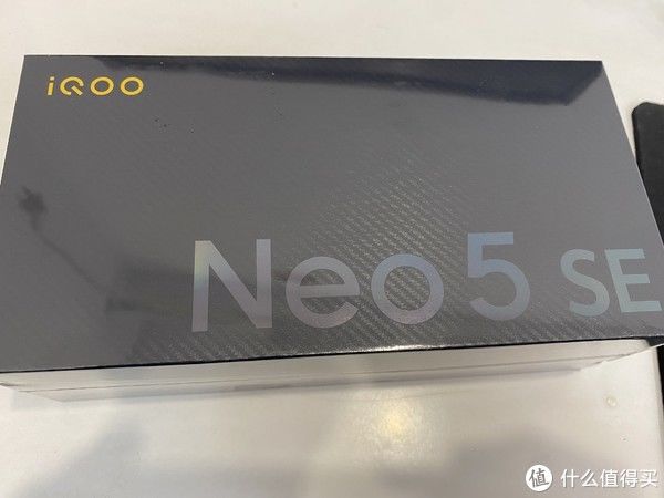 iqoo|【性价比的选择】iQOO Neo 5 SE 8+256G 开箱&简单体验
