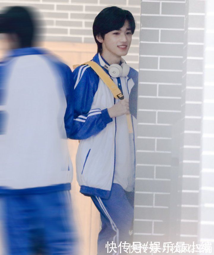 劉耀文|劉耀文上《萌探》，校服一穿成校園劇男主，與小宋同框美顏暴擊