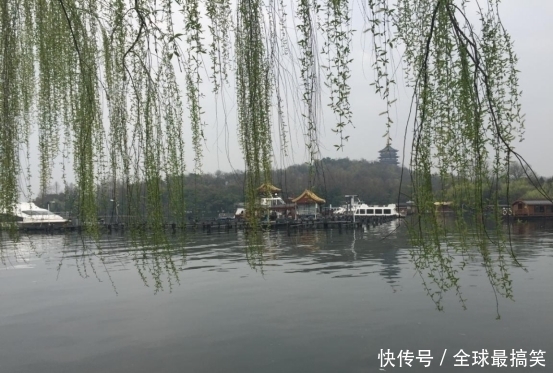 乾坤一盏茶,百味共杂陈 ——读王旭烽《茶人三部曲》