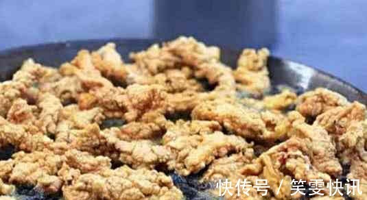 炸酥肉时，用淀粉还是面粉大厨告诉你答案，用错了不好吃