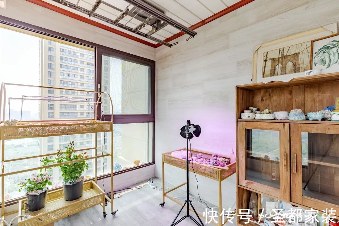 家居|206㎡大户型装修案例:超大横厅+衣帽间+景观阳台,神仙配色 心动