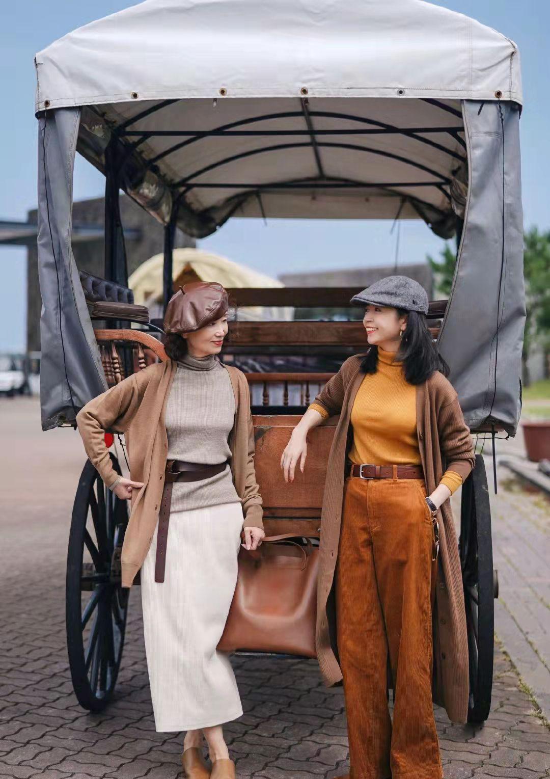 棕黄色 秋冬穿“棕色”能有多美?瞧三木博主的气质搭配,照着穿就很美