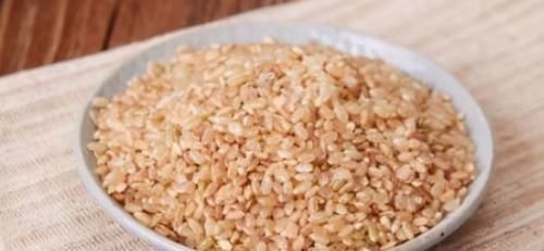 润肤|每天晚上坚持吃3种食物,美容养颜,滋润肌肤,好处多多