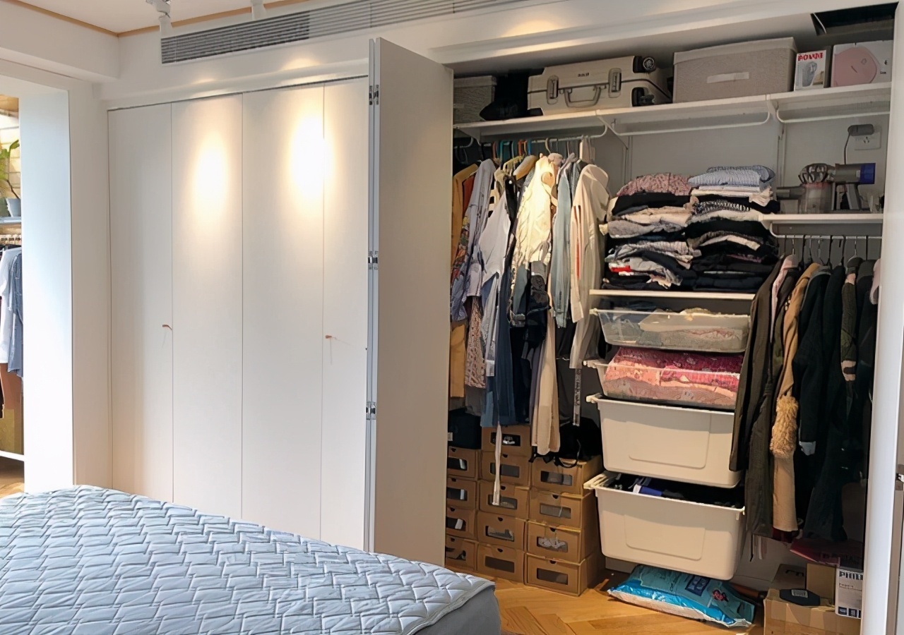 卫生间|现在卧室不兴“大衣柜”了！卧室应该这样装，比衣柜还好用