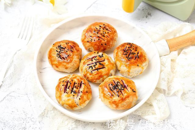 老婆饼|解锁手抓饼新吃法，包入紫薯馅，外皮酥脆内馅香甜，简单零失败！