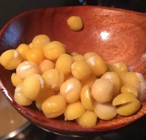 就要|饭店里一小盘就要十几块钱,自己在家做,好吃又便宜,赶紧试试吧