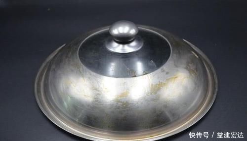 洁净|不管锅盖有多脏,不用任何洗涤剂,轻轻一擦洁净如新,方法太棒了