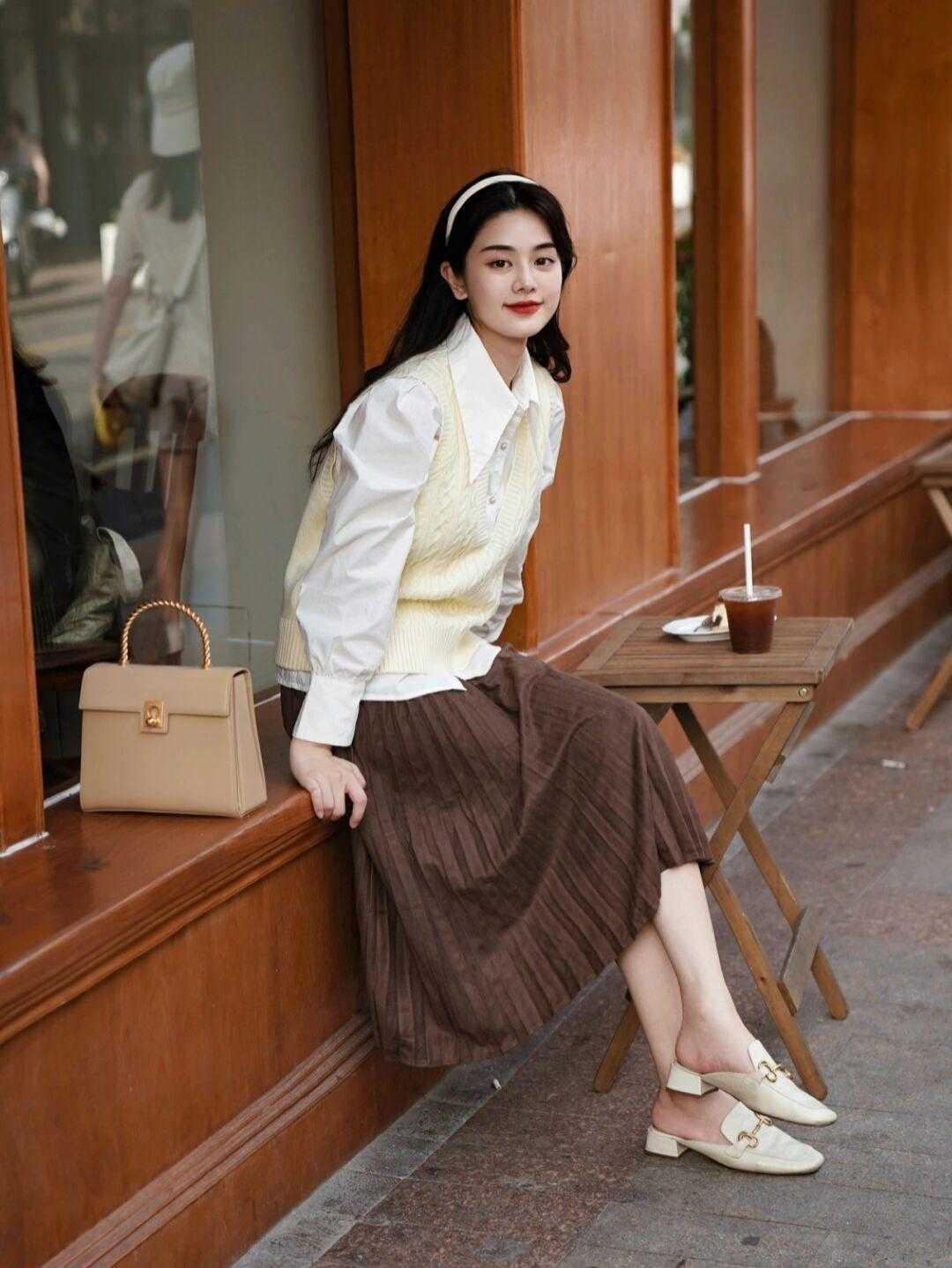 搭配|秋季你还缺一种搭配,复古风原来也可以这样搭,