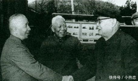 淮海战役|淮海战役期间，宋时轮将军被俘，审讯他的人却为他敬军礼