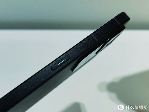 机身|遇见星夜黑，OPPO Reno 7Pro体验报告-外观篇