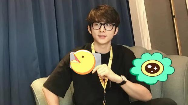 张新成再现“威震天”名场面，COP15生态文明论坛发言