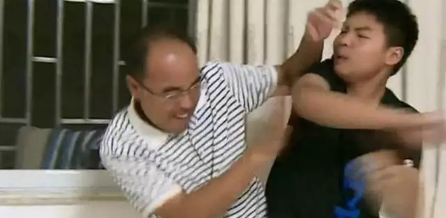 海马体|孩子挨打后,有以下几种反应,说明身心已受到伤害,父母该停手了