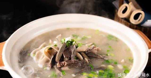 羊肉的时|大雪节气适合吃羊肉,这4种调料缺一不可,炖出来的羊肉不膻特香