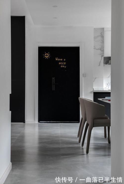 收纳|入户门还能二次处理?她100㎡新家,细节满满,进门就有亮点