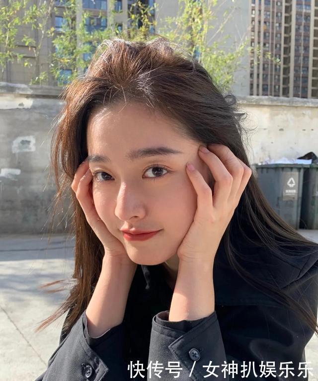 为什么有的人到了熟龄年纪，依然很年轻原来是因为用对了护肤品