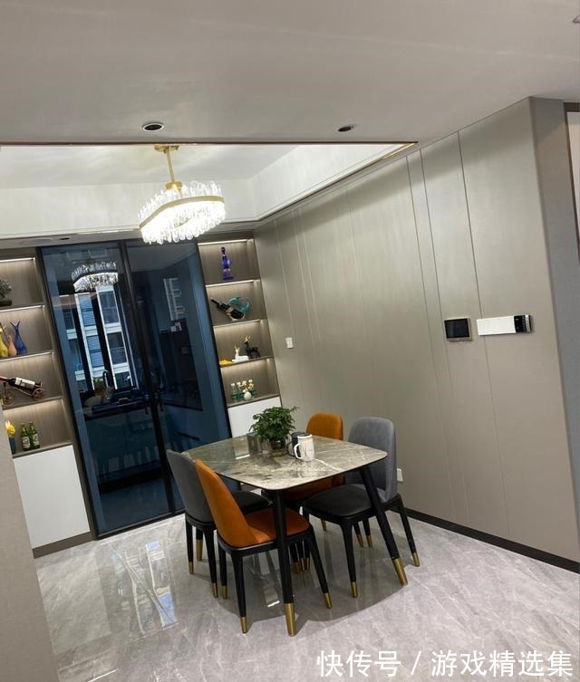 次卧次卧|新房装修5个月，交房时业主直言找对人了，全屋高档大气，超时尚！