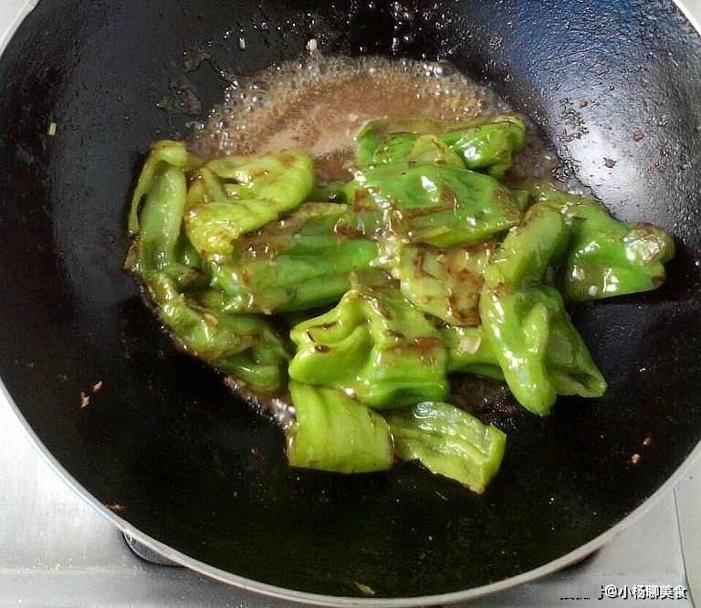 虎皮|做虎皮青椒时,不可直接下油锅!牢记3点,开胃下饭,比肉还香!