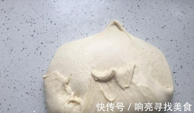 面包|没想到大蒜还可以这样吃,焦脆咸香,蒜香扑鼻一出炉!