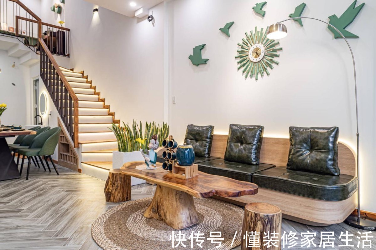 别墅|220㎡两层别墅,上有露台花园下有入户庭院,无复杂装修无比惬意