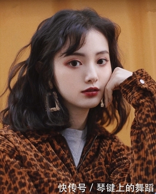 卷发|大圆脸、方脸女生福音!几款时髦发型了解下,显瘦可不止一点