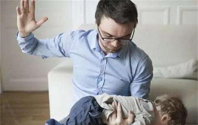 后脑勺|这4个部位是孩子的“生命线”,父母就算再生气,也别轻易碰!