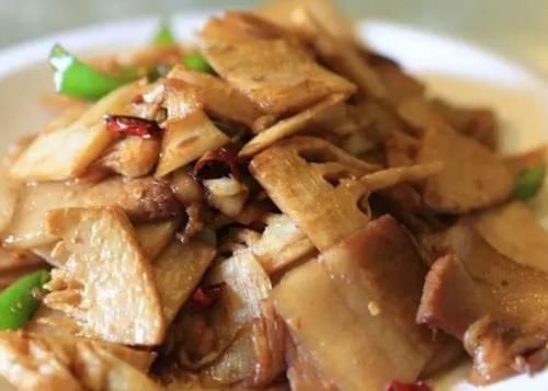 居家分享冬笋肉片的好吃做法，鲜香解腻又营养，老少皆宜的美食