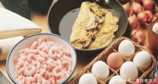 酒精|孕期不吃螃蟹就没事了其实5类食品一口也别吃，对孕妈胎儿不好