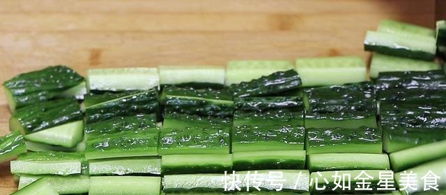 腌料|原来腌黄瓜这么简单，一个小时就能吃，清脆开胃，放三个月不坏！