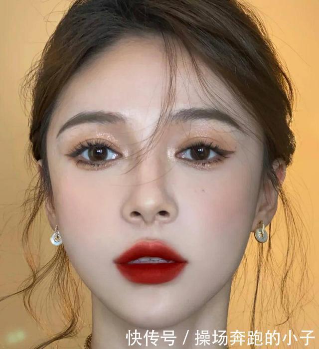 看惯了素颜,来看适合浓妆的口红,纪梵希高级炫酷,香奈儿艳丽