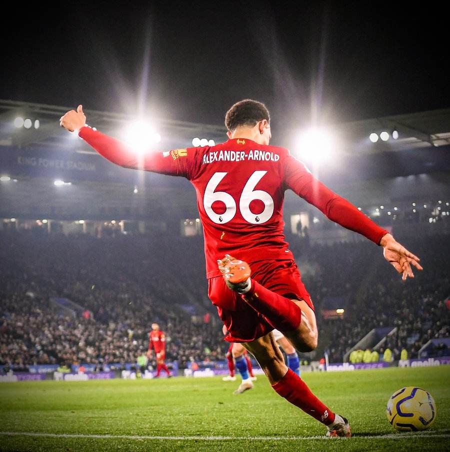 阿諾德|世界足球現(xiàn)役十大后衛(wèi)身價 你聽說過阿諾德嗎