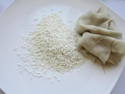 它被叫做“乌发剂”,很多人吃它来乌发,却不知吃多了会秃头