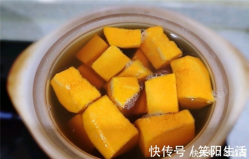 湿气|绿豆和它一起煮，每天喝1碗，赶走湿气，皮肤白皙气色足，腰细了