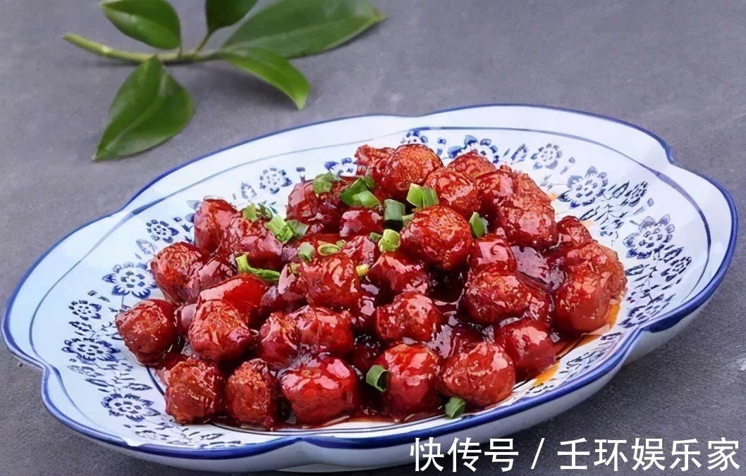 延缓衰老|女性不想显老，多吃三种美食，排毒护肤，延缓衰老，皱纹少皮肤好