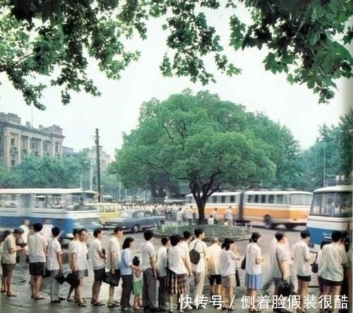 美得|美国人拍摄的1997年中国图1让人怀念、图5现在都是富豪、图6美得不像话