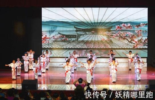 教授|李玫瑾教授“没爬就走”与“先爬后走”的孩子,长大后差距很大