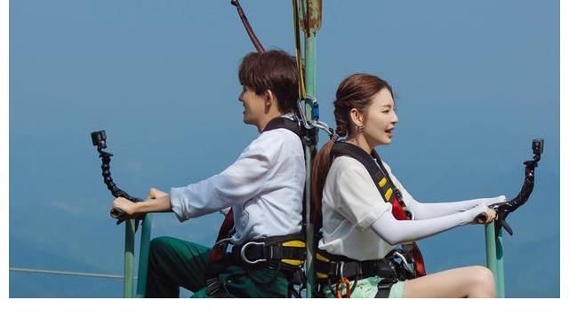 退出|张雨绮退出《女儿们的恋爱4》,扯下了综艺节目的“遮羞布”?