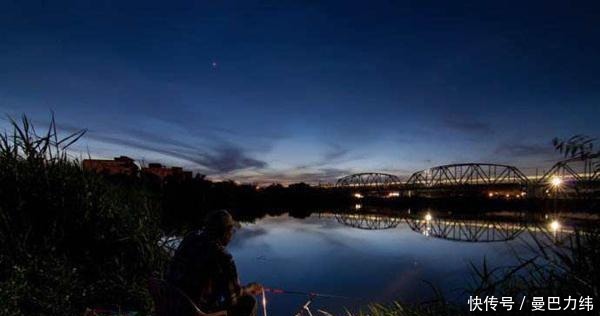 钓获|冬季不是不能夜钓,选对了出钓时机,比白天更容易钓获大鲫鱼!