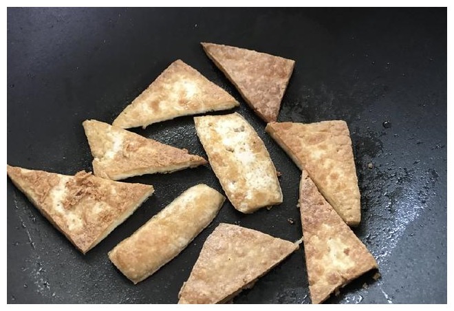 这菜只花3元钱，汁浓味鲜，比肉还好吃，老公又多吃了一碗饭