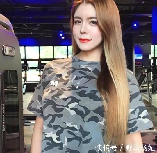深蹲|大码健身模特，欧美范身材，曲线迷人，微胖也可以很美