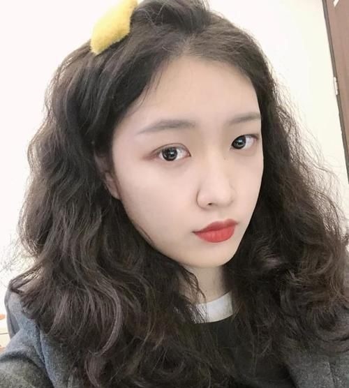 波波头 女发别乱剪，这才是当下最火发型17款，修饰头型还洋气