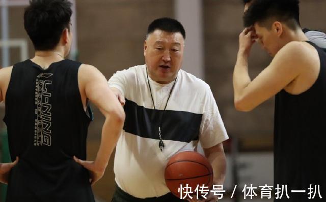 杨学增|有爱!黑马球队连工作人员都不放过,CBA第三阶段首战或遭开门黑